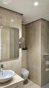 Standard Twin Room room in Hotel Queen