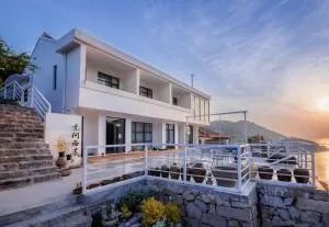 Without Asking East or West - Ningbo