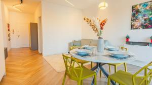 The Roman Villa View - Italian Homing