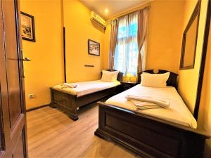 Twin Room room in L'Opera House