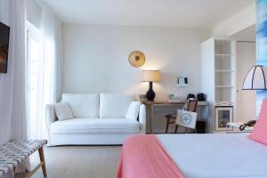 Superior Double or Twin Room with Sea View room in Hotel Honucai