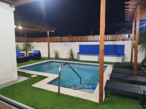 Luxurious 6 Bed Villa Wown Pool