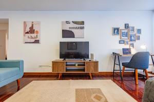 Benavides - Amplio departamento funcional de 3 hab en Av Principal