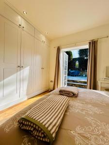 No3 Little Eaton - Perfectly located town house - By the sea - Free Parking