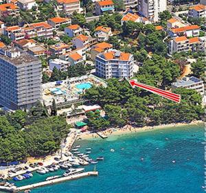 Apartment next to the beach