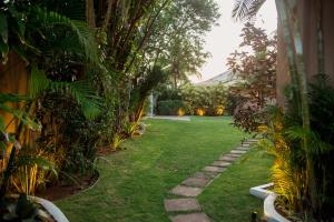 Mansão com quintal amplo em Cabo Frio-Ogiva