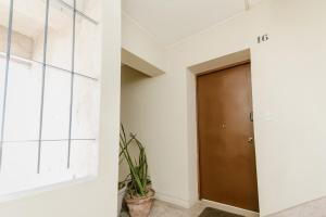 GRM1601 Modern 1 BDR with skyline views from Miraflores