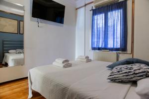 Central University flat - Πανεπιστήμιο - Έκθεση