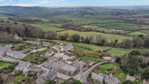 Castle Forge 4-Bedroom Historic Purbeck Forge in Kingston, Corfe Castle, Sleeps 7