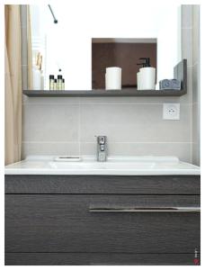 Chic appart 3 pièces avec Parking et Terrasse à 35min de Paris