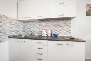 Apartments Anna Vodice