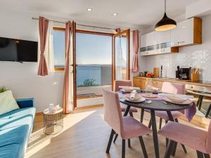 Magic Sea View - Apartments Rina