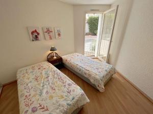 Appartement T3 avec terrasse et garage proche mer – Saint-Raphaël - FR-1-226A-146