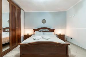 Cozy Apartment in Catanias Historic Center