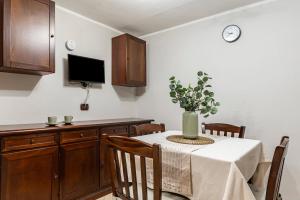 Cozy Apartment in Catanias Historic Center