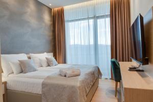 ZEPTERME Luxury Apartments & Studios by CENTRAL