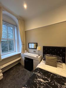 Lochnagar Guest House