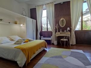 B&B / Chambres d'hotes B&B Amphitryon : Chambre Double Confort