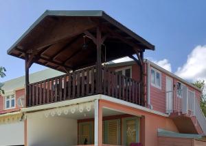 Beau T4 refait à neuf proche plage - Ubytování bez kategorie ve městě Sainte-Anne