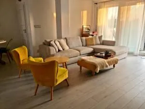 Nadherny podkrovny Loft v Centre mesta Banovce Gorgeous Loft in Banovce City Centre - Oslany