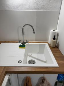 Appartements Magnifique , appartement de plain-pied avec jardin dans le centre : photos des chambres