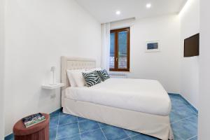 JAdore Sorrento