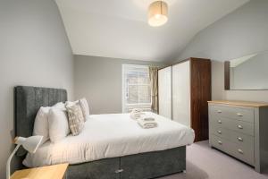Destiny Scotland - St Andrew Square Apartments