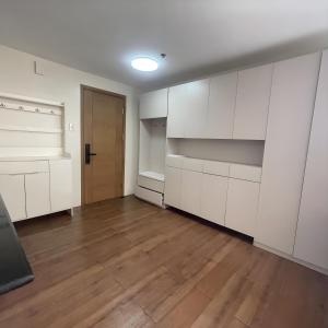 163 Sqm Luxury Spacious Modern European Cott-age Style 3 Bedrooms With 2 Parkings