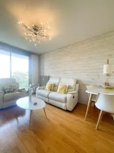 Appartement spacieux avec balcon à Bourg en Bresse - 布雷斯地区布尔格