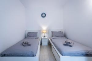 Bright and modern apartment