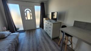 Studio NEUF et élégant avec CLIM - 3hvězdičkové hotely ve městě Tarbes