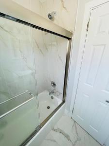 Perfect Vacation walk to the beach 2