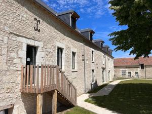 Maisons de vacances Domaine proche de Chinon piscine, billard, petanque et aire de jeux pour enfants : photos des chambres