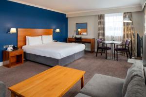 Suite with One Double Bed and Sofa Bed - Non-Smoking room in London Croydon Aerodrome Hotel BW Signature Collection