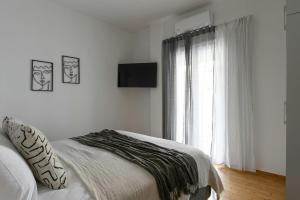 Serene City Hideaway with Balcony & Modern Comfort