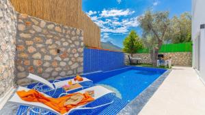 Islamlar Apartment with Private Pool