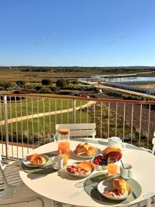 Blue Horizon-3pax Luxury Resort