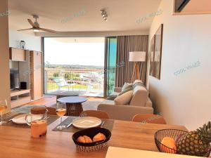 Blue Horizon-3pax Luxury Resort