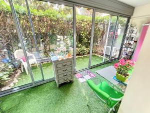 Cosy 1 bedroom Republique 236