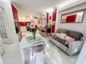 Cosy 1 bedroom Republique 236