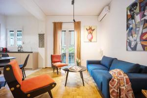 O&O Group - Eclectic Chic Thissio Apartment