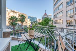 4BED apartment in the center of Athens
