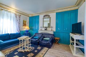 Moulin piscine des Attizals bord rivière