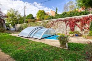 Villas Moulin piscine des Attizals bord riviere : photos des chambres