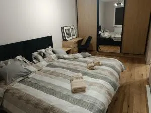 Walendów APARTAMENT - Sękocin Stary