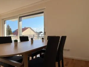 100 m2 Apartment mit Balkon und Parkplatz - Auersthal