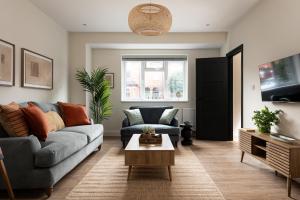Brayford House Burton Road - stylish accommodation suitable for families and contractors