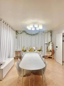 Center of Gangnam 2rooms&2bathrooms Villa