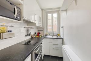 Parking gratuit - Central et cosy - 2 min Paris