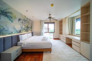 Luxury 4 Bedrooms Penthouse